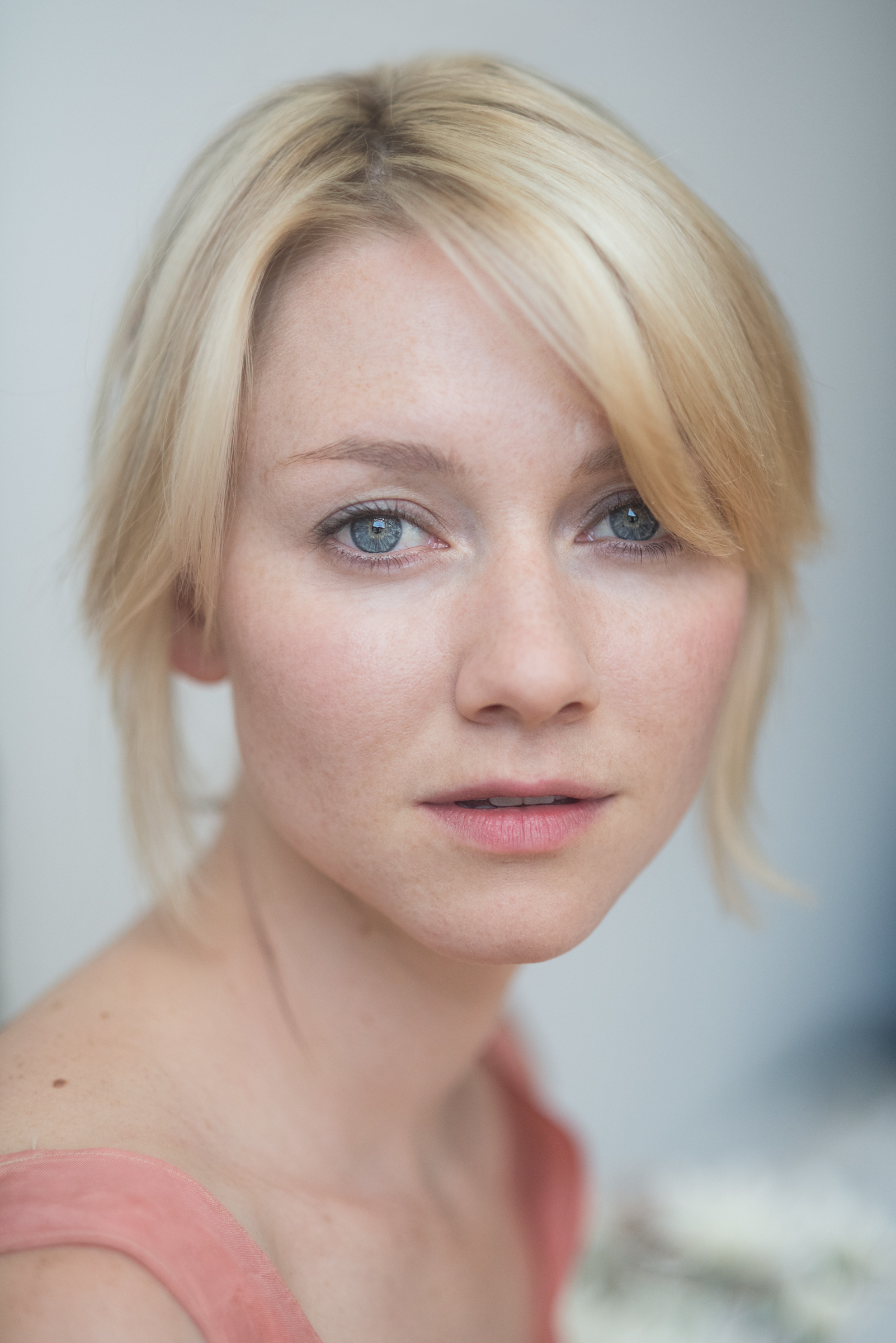 Rate Valorie Curry